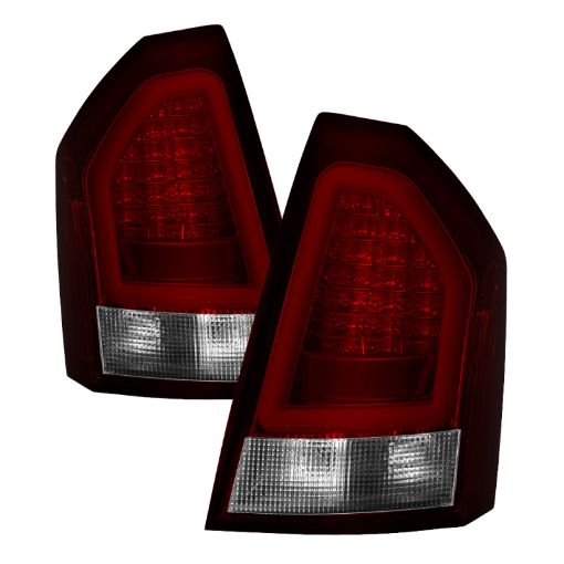 Bild von Spyder Chrysler 300 05 - 07 V2 Light Bar LED Tail Lights - Red Clear ALT - YD - CHR305V2 - LED - RC